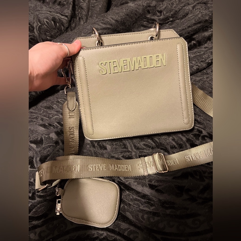 Steve Madden crossbody